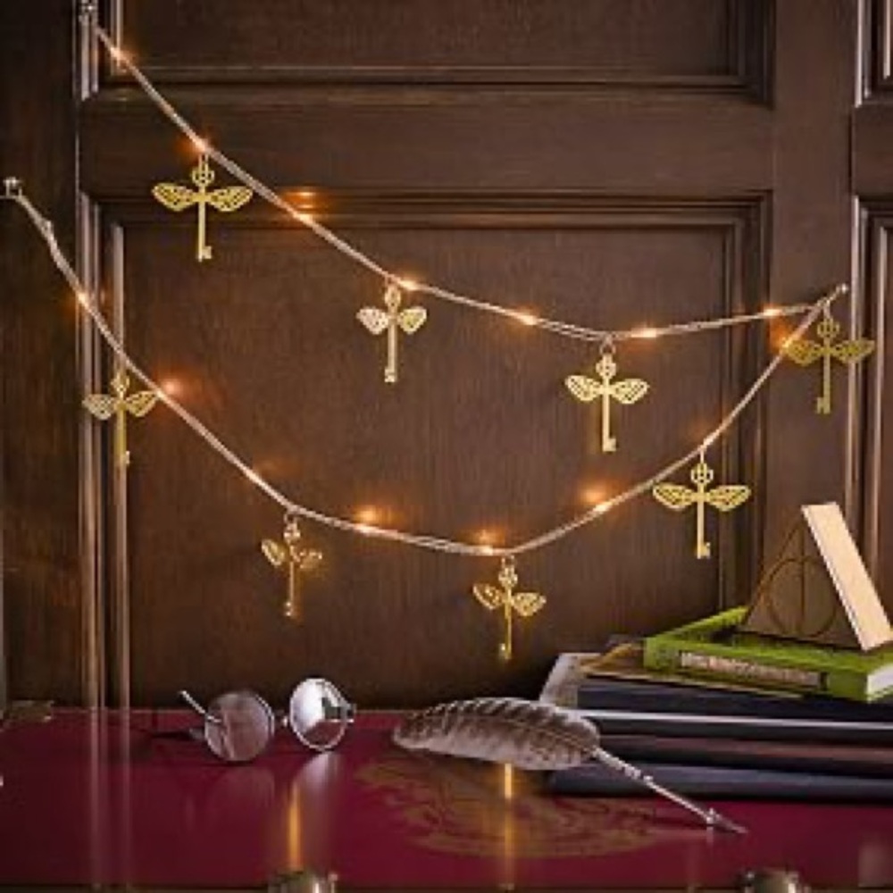 Pottery Barn Teen Harry Potter Winged Key 🔑 String Lights BNIB